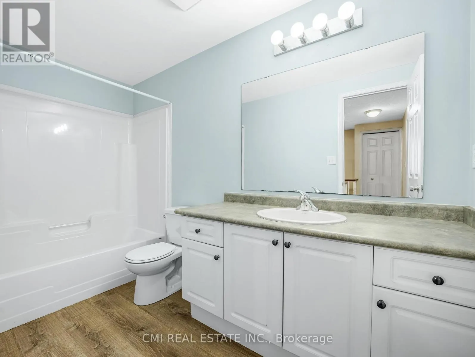 33 - 169 BISMARK DRIVE