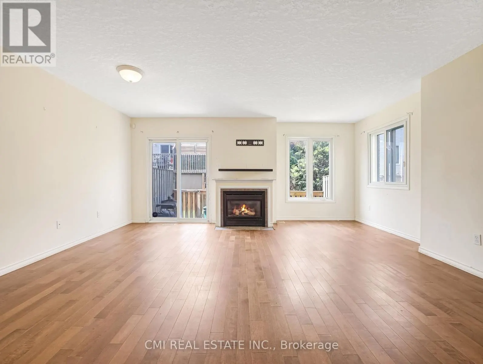 33 - 169 BISMARK DRIVE