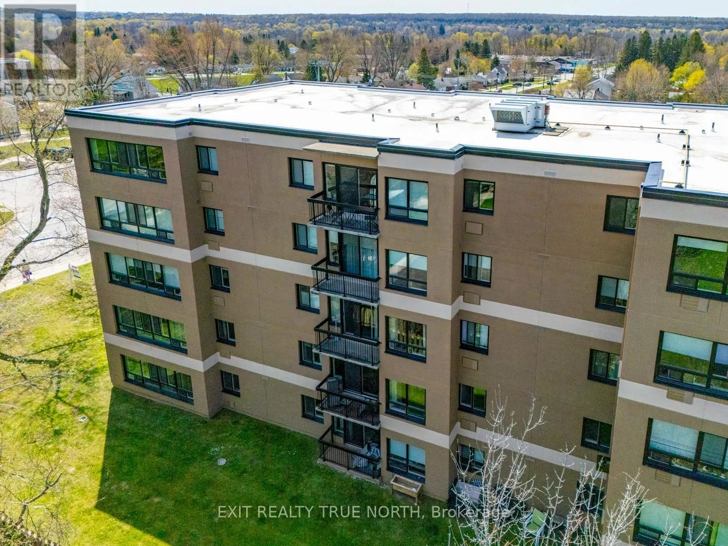 204 - 850 6TH STREET E