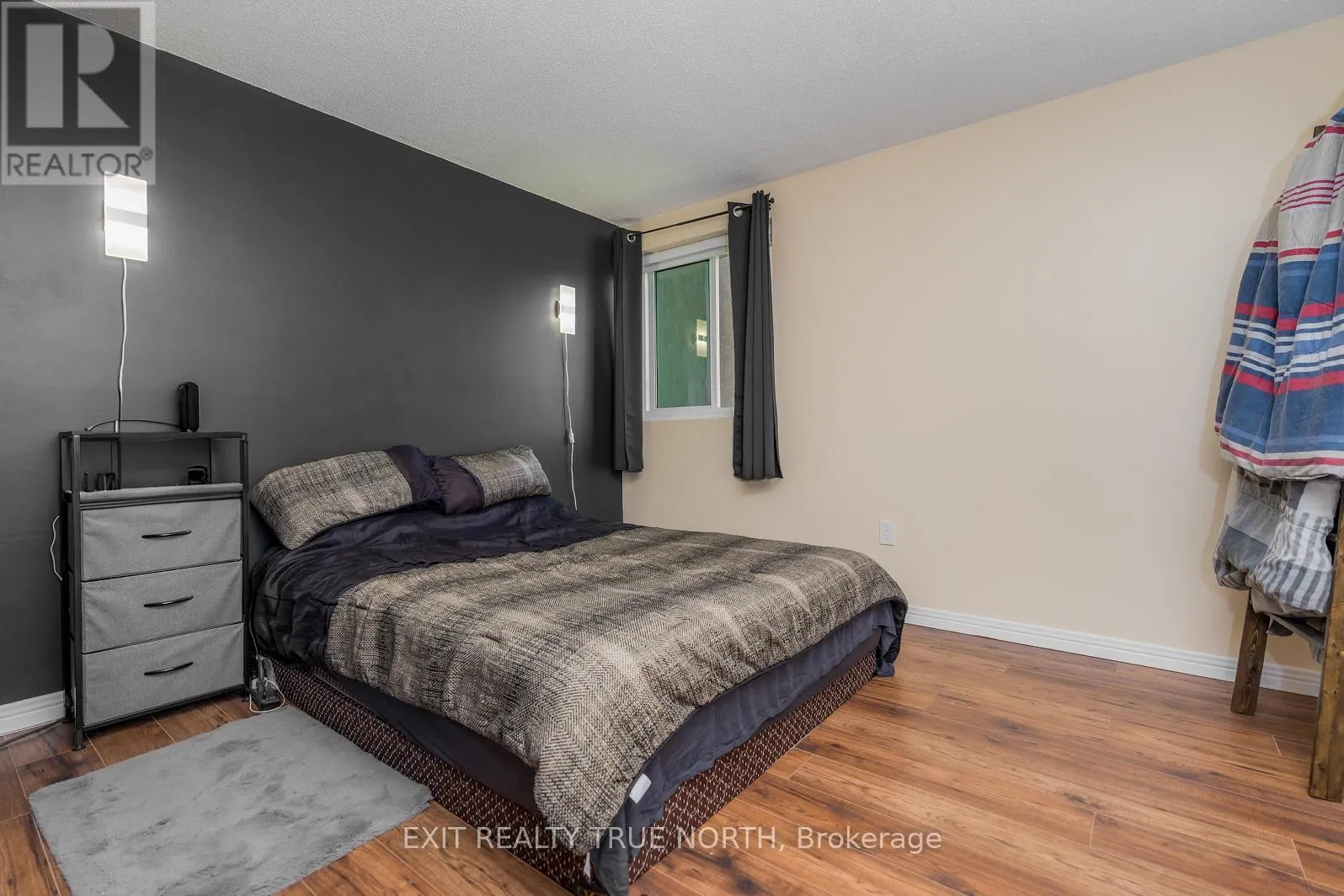 204 - 850 6TH STREET E
