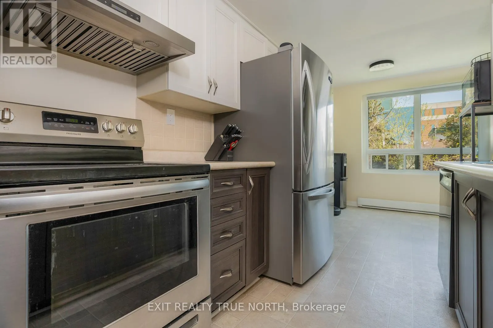 204 - 850 6TH STREET E