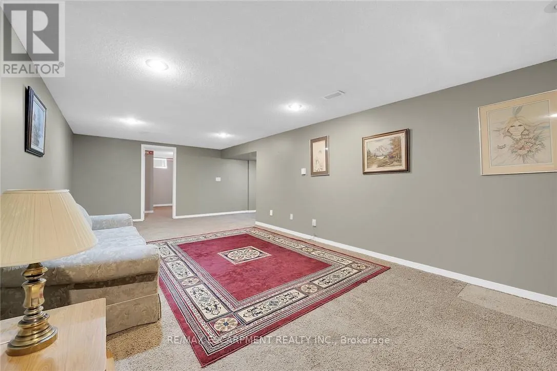 9 GAVIN DRIVE
