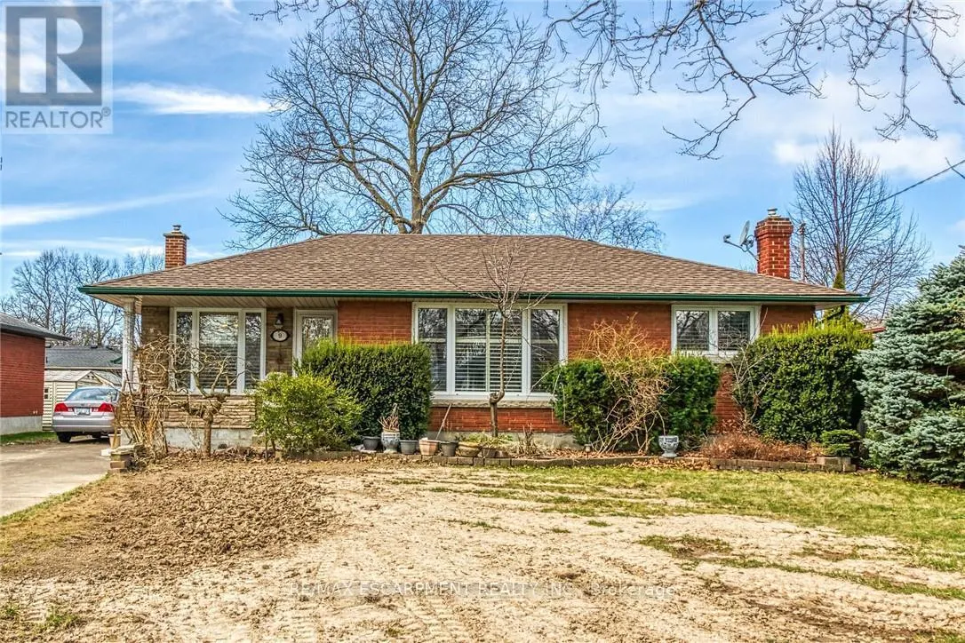 9 GAVIN DRIVE