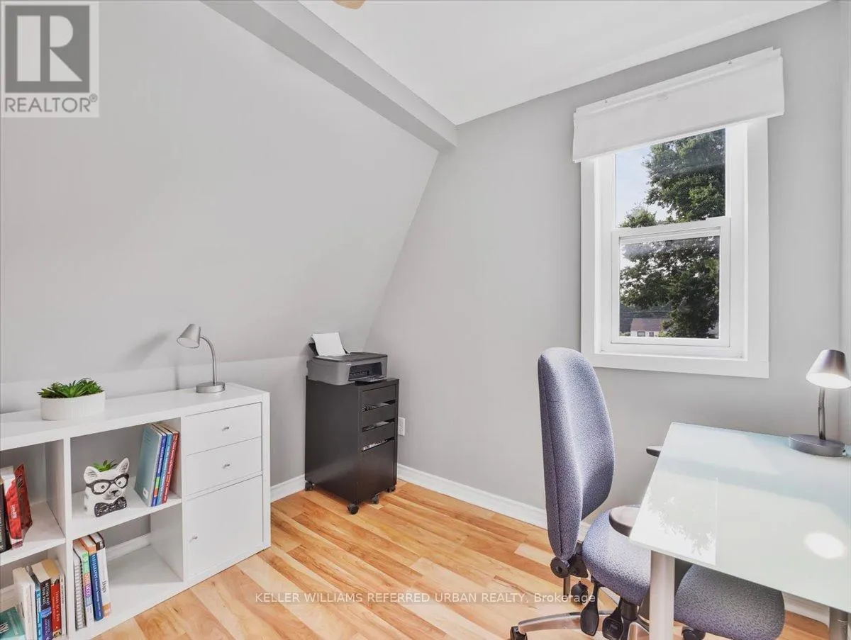 5 HILL AVENUE