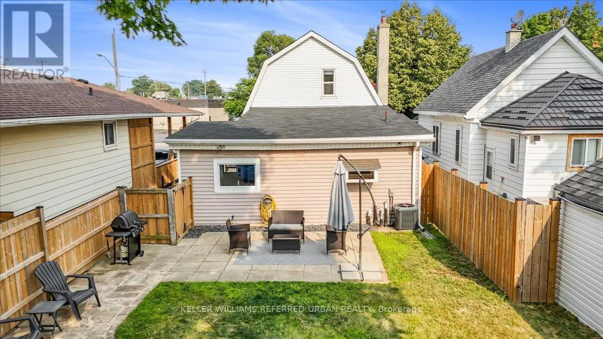 5 HILL AVENUE