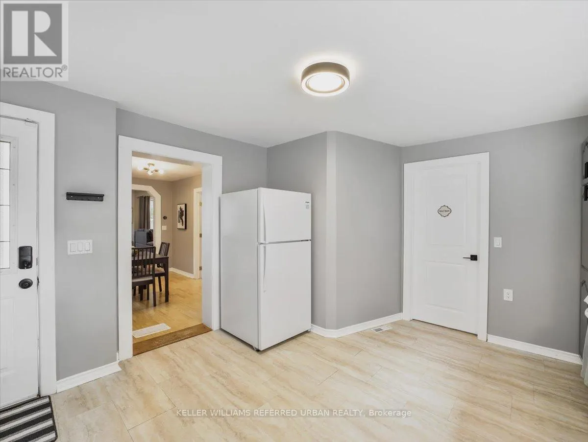5 HILL AVENUE