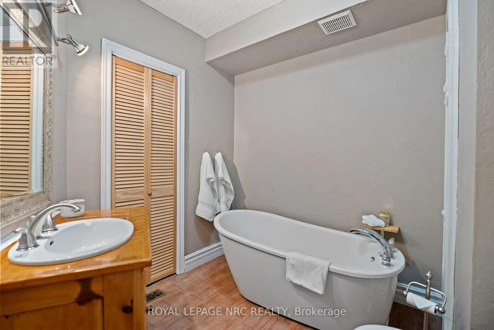 307 MISSISSAGUA STREET