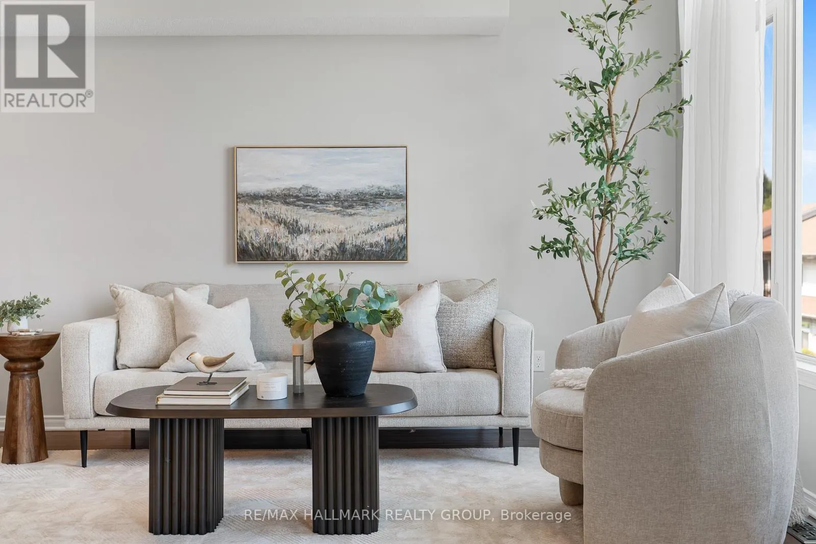 207 CITYVIEW CRESCENT