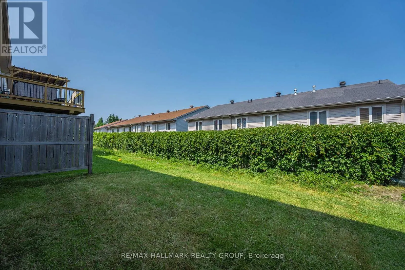207 CITYVIEW CRESCENT