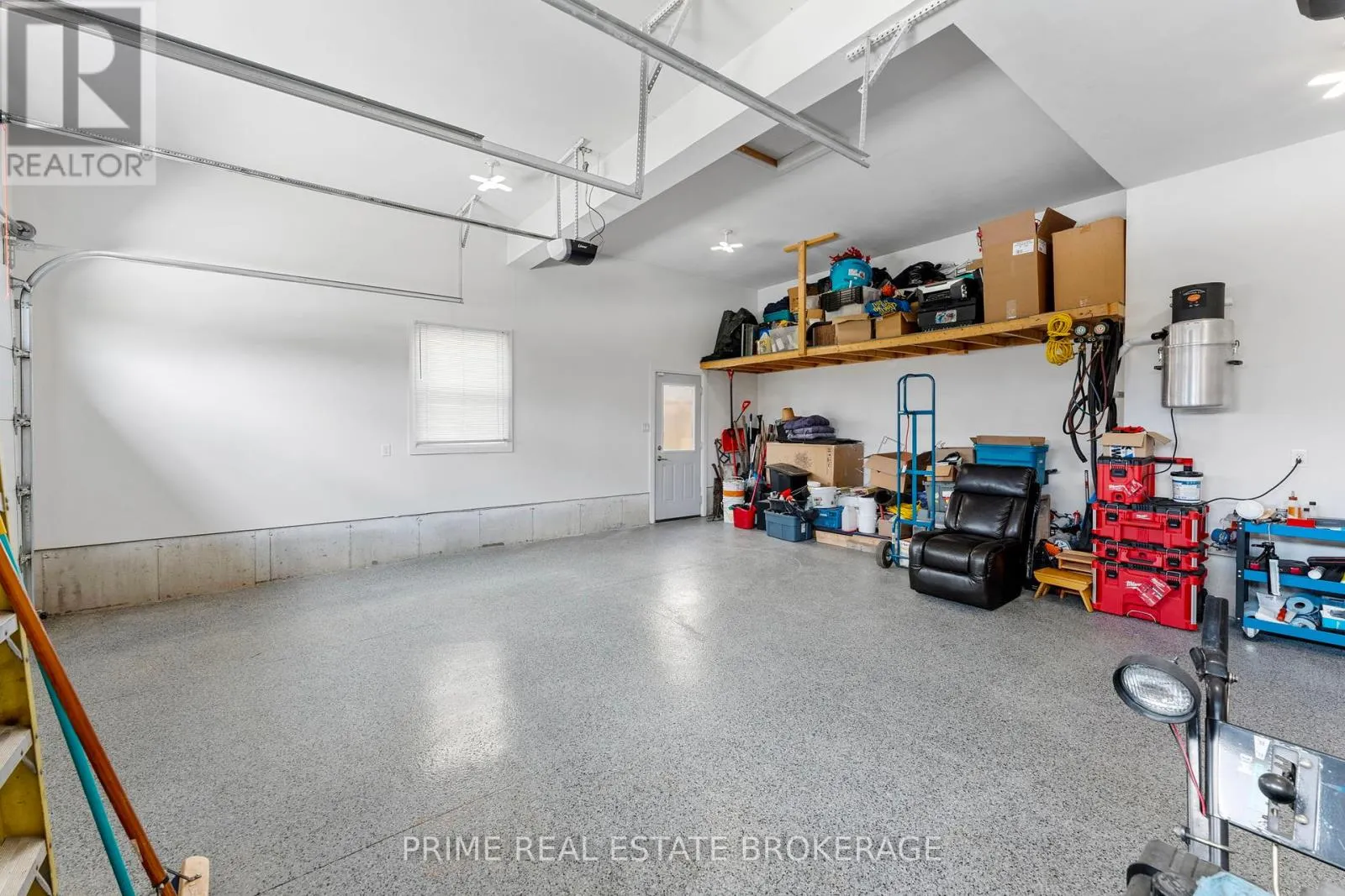 95 BOYD BOULEVARD
