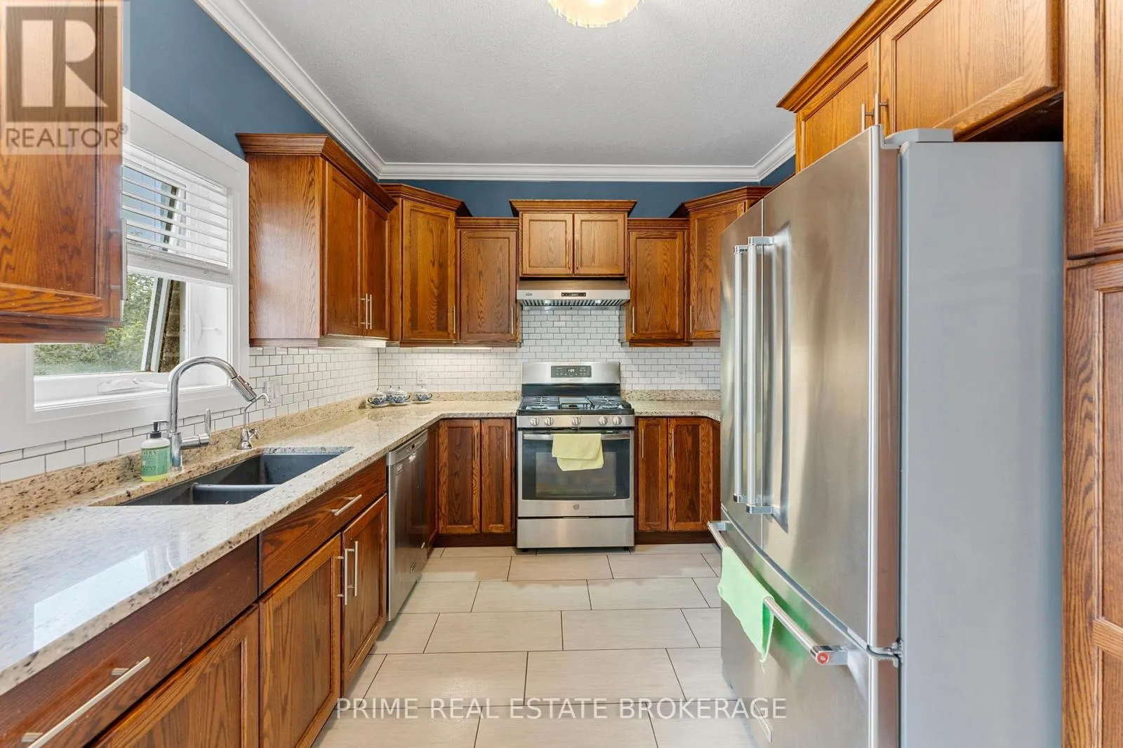 95 BOYD BOULEVARD