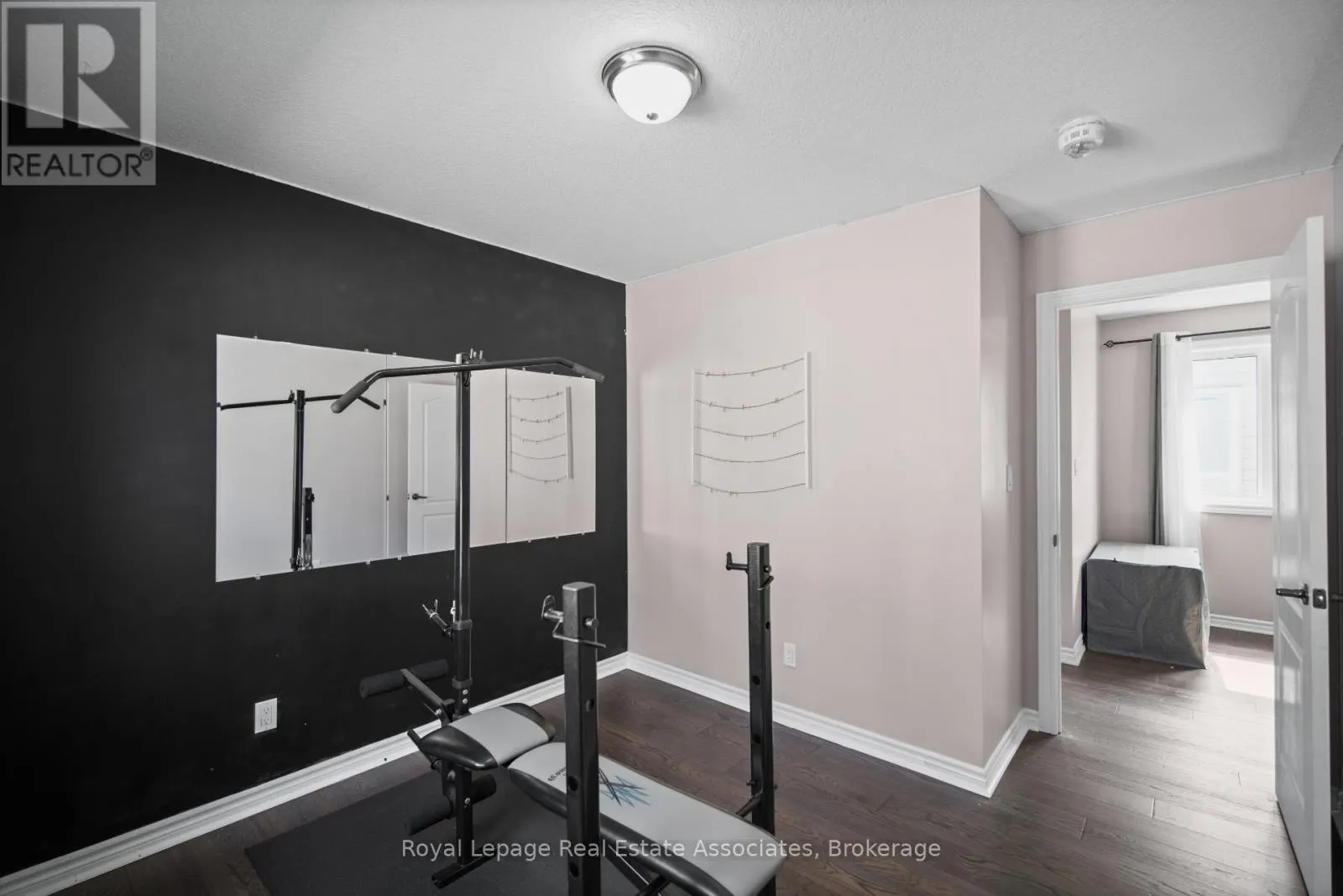 439 MOORLANDS CRESCENT