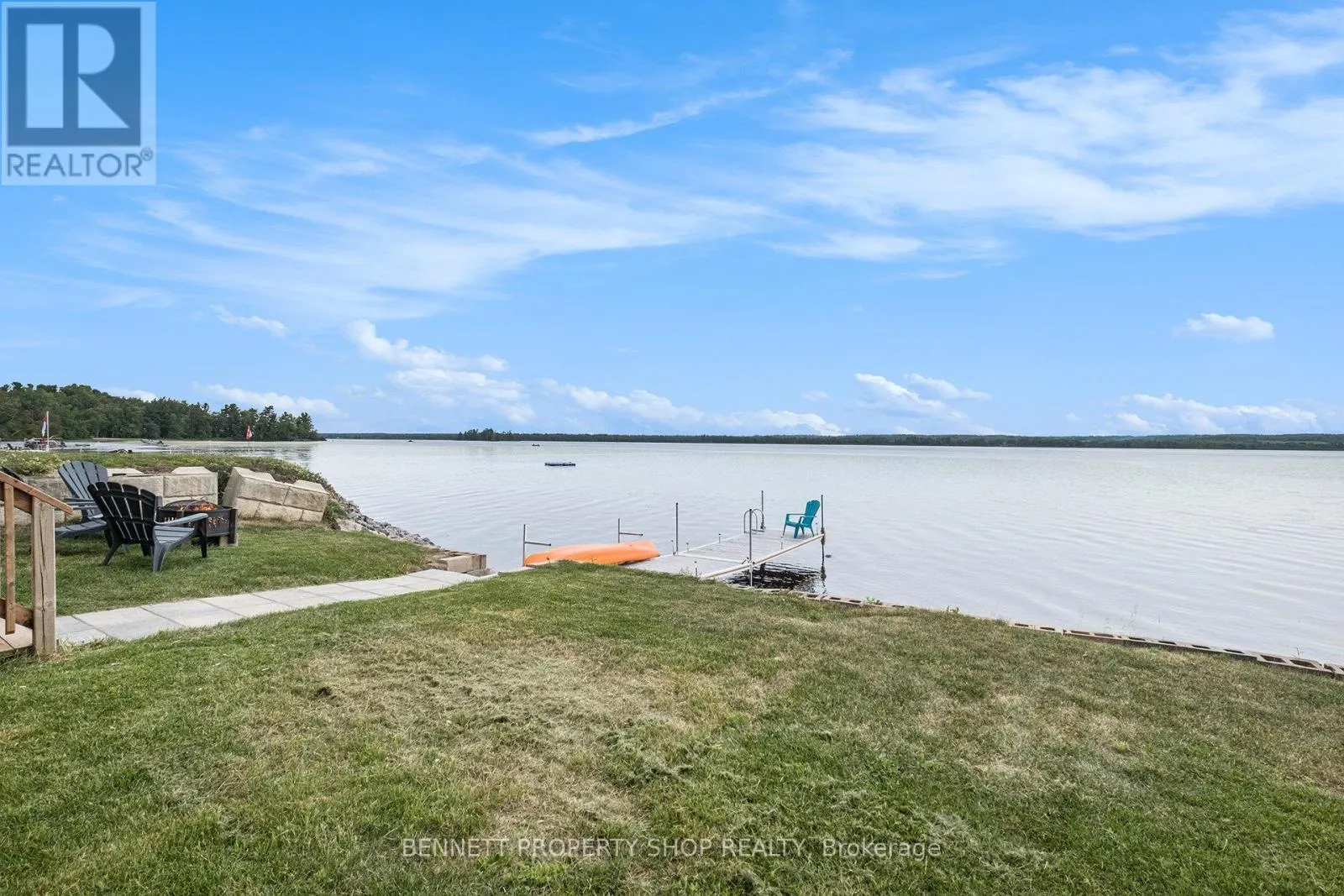 3020 BLACK BAY LANE