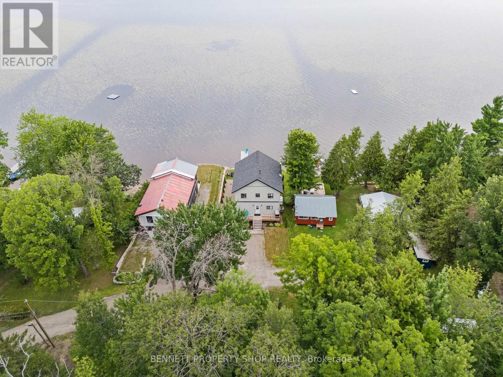 3020 BLACK BAY LANE