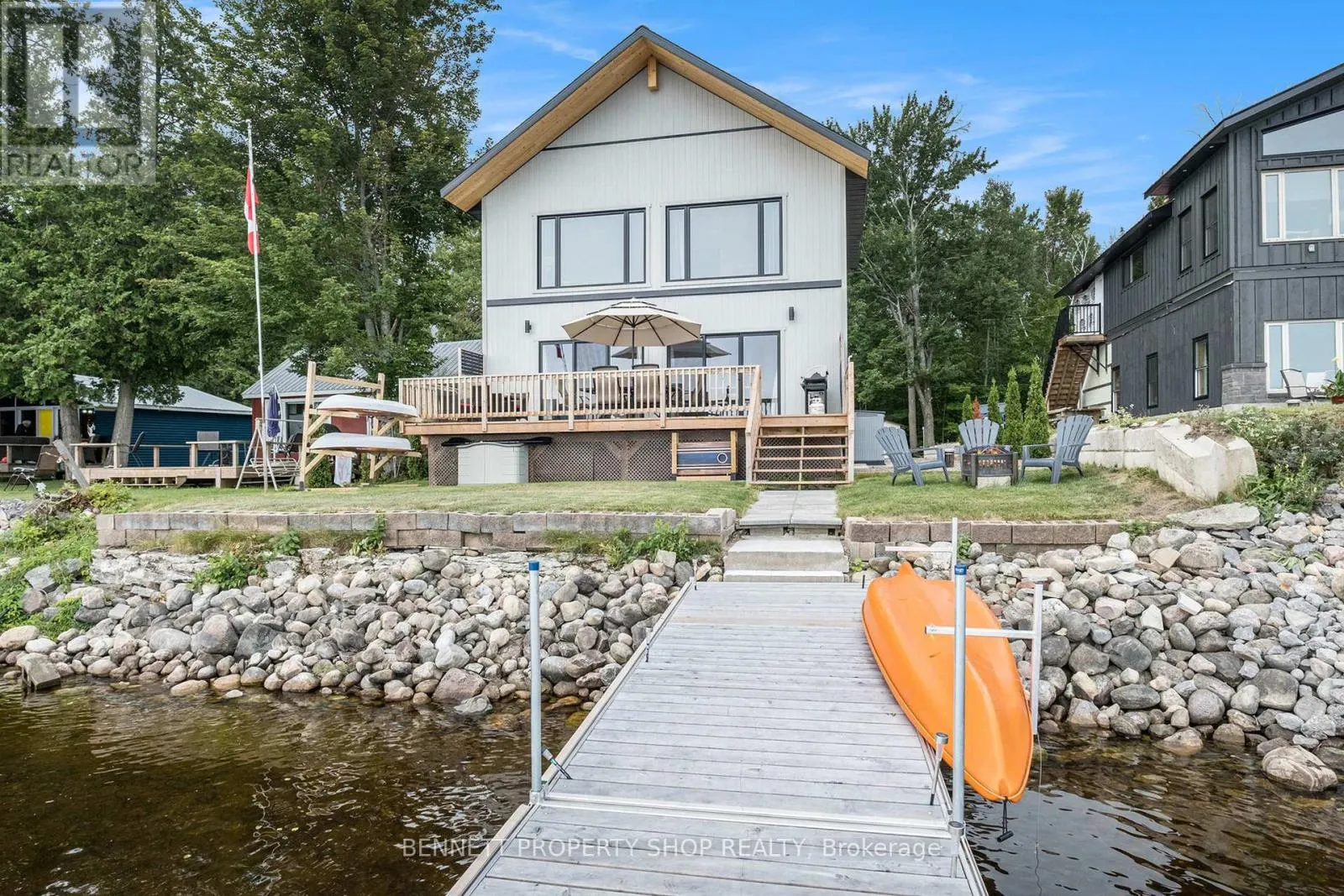 3020 BLACK BAY LANE