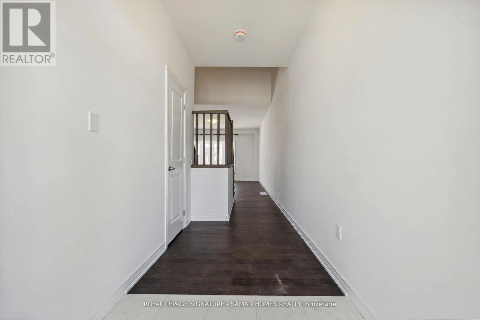 24 HOLDER DRIVE