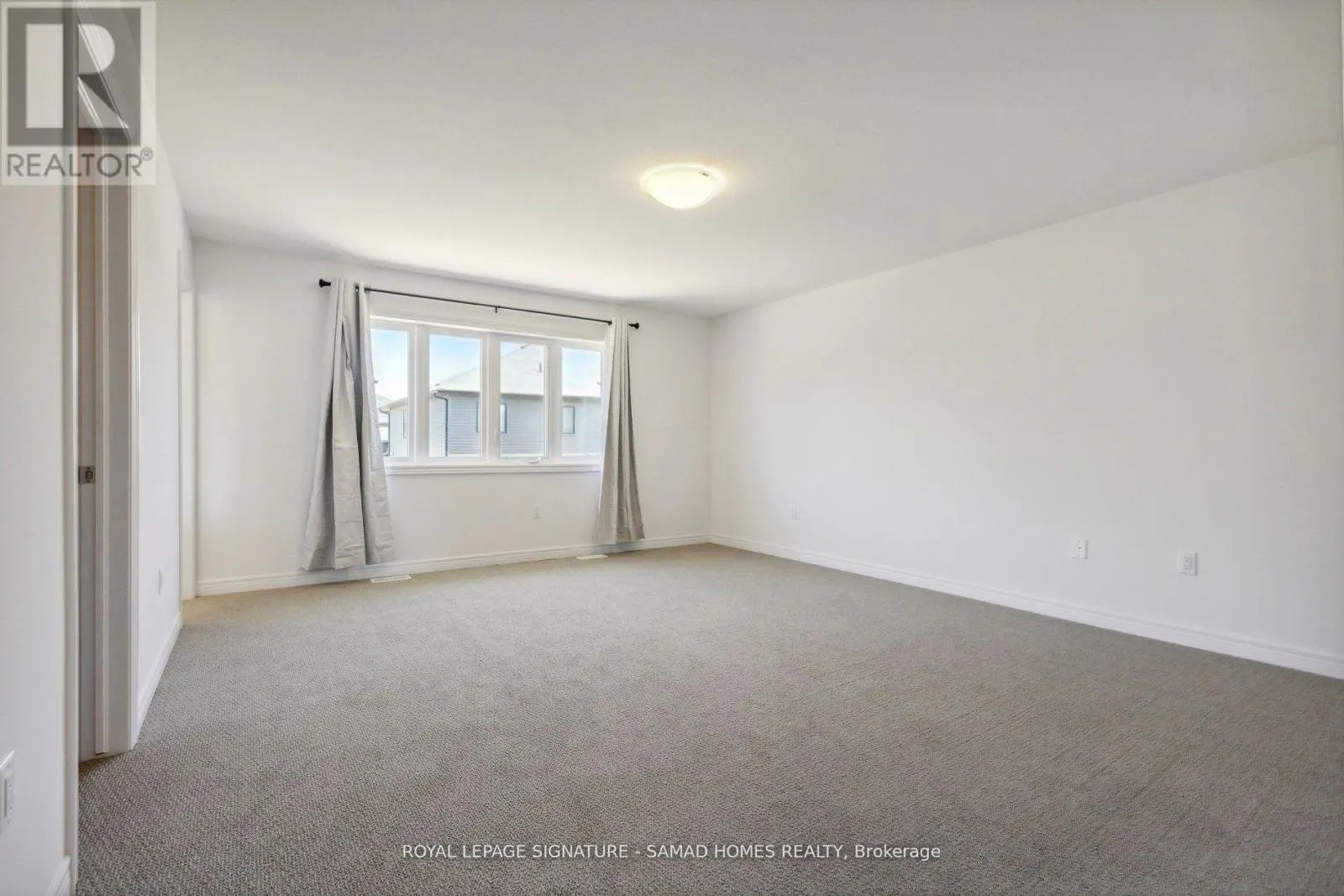 24 HOLDER DRIVE