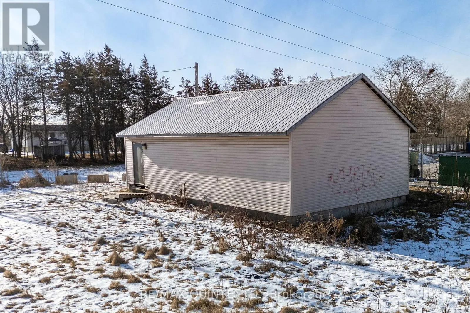 5 STRATTON DRIVE