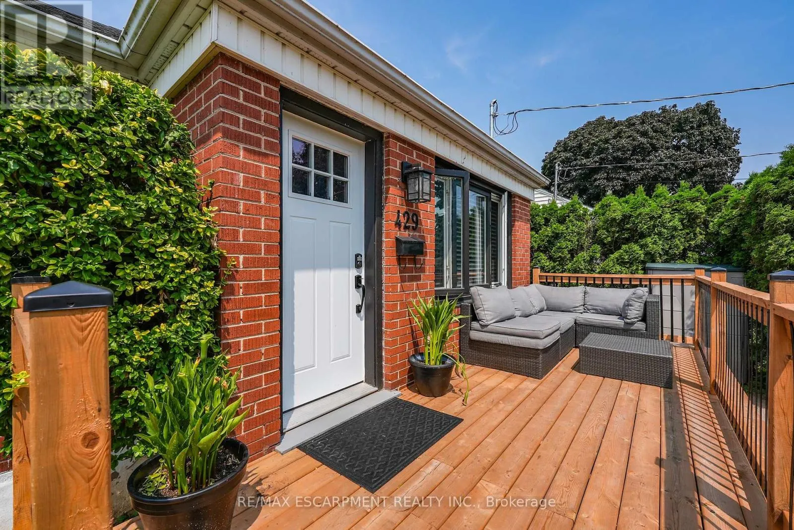 429 ELIZABETH STREET