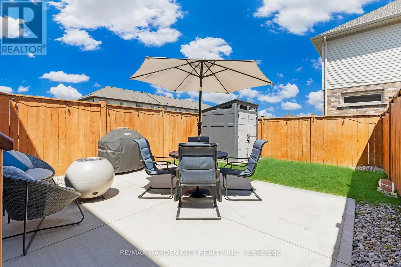 72 HOMESTEAD WAY