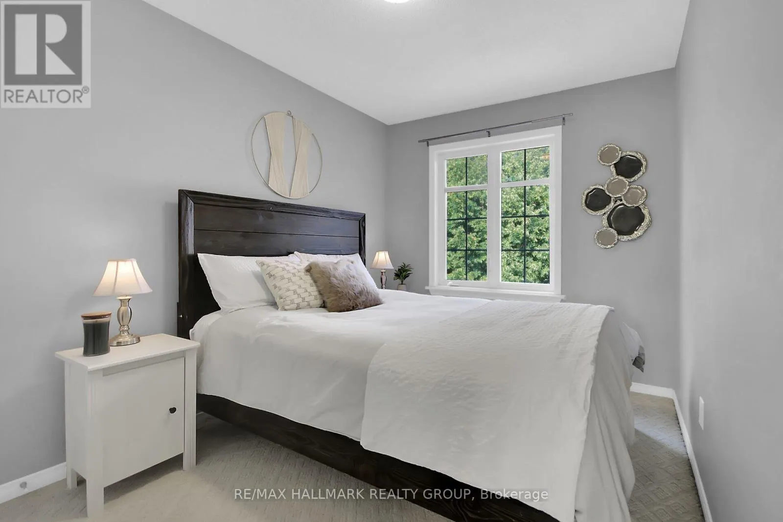 14 PLUMAS GATE