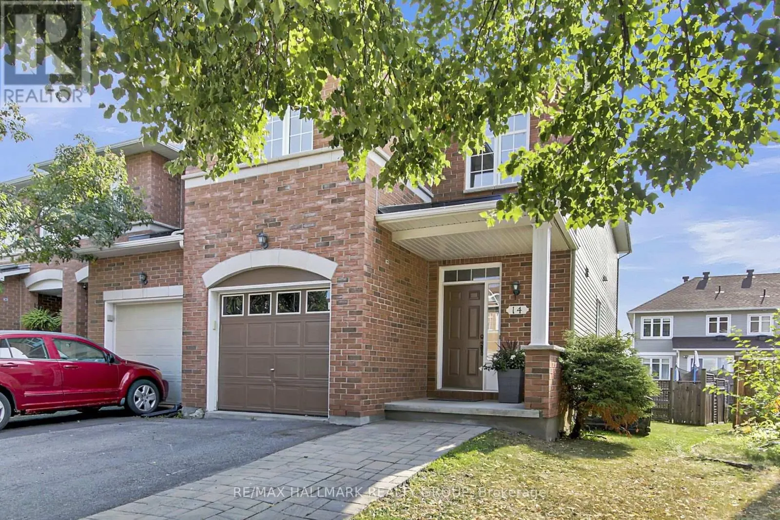 14 PLUMAS GATE