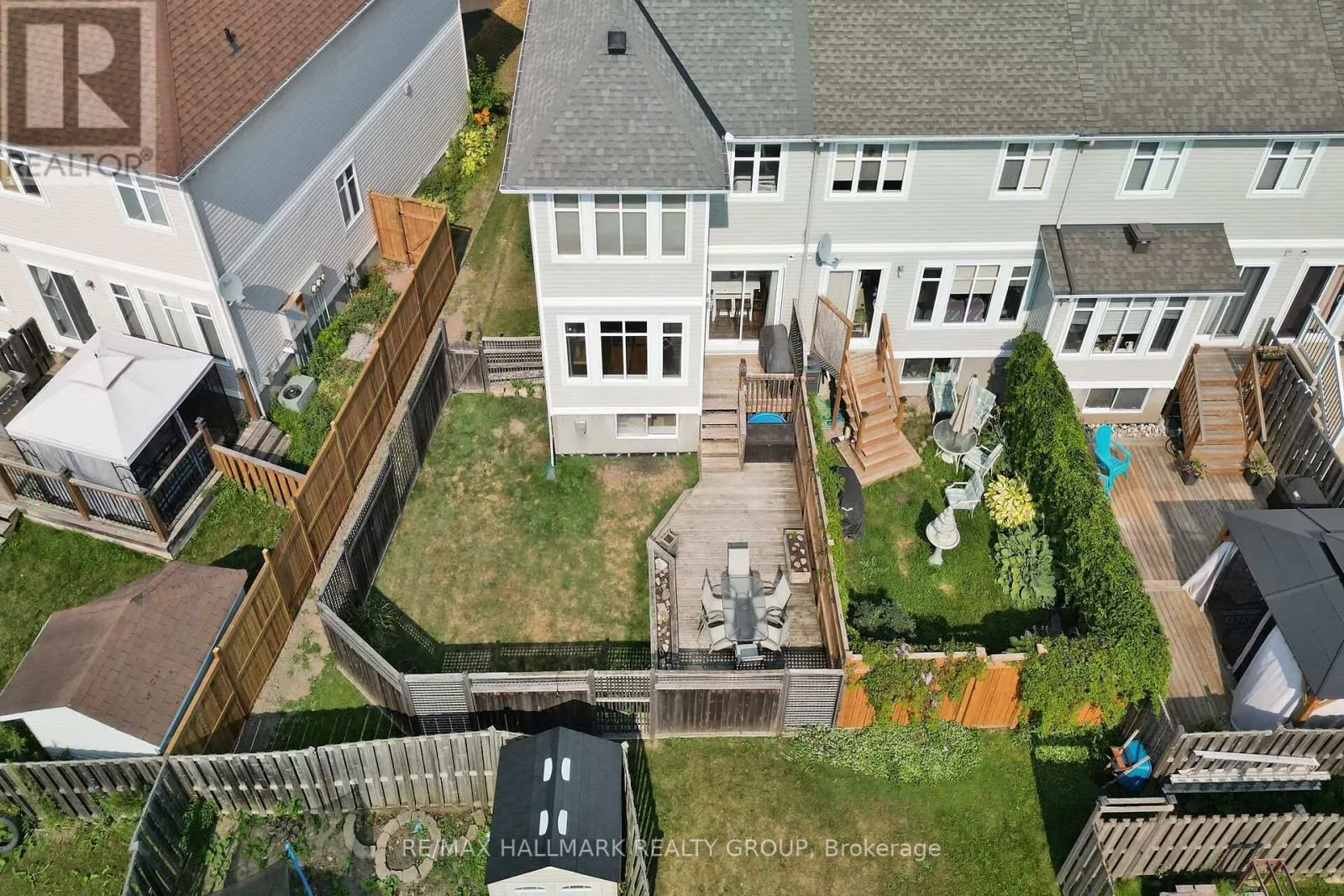 14 PLUMAS GATE