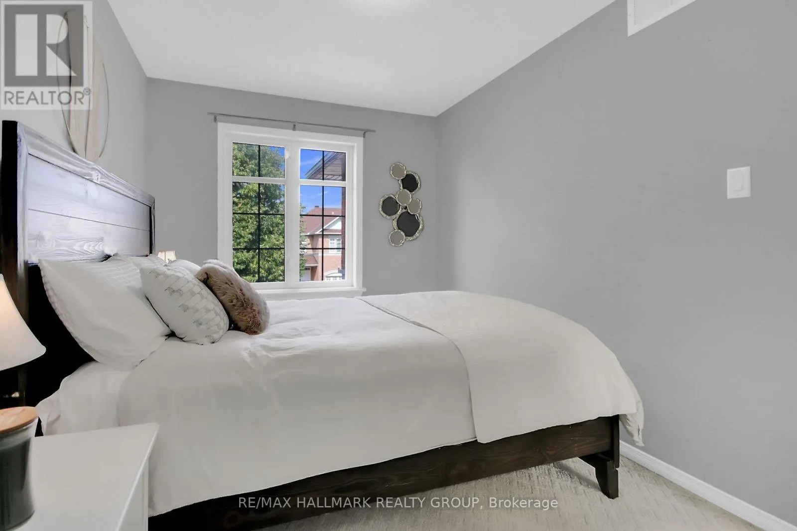 14 PLUMAS GATE