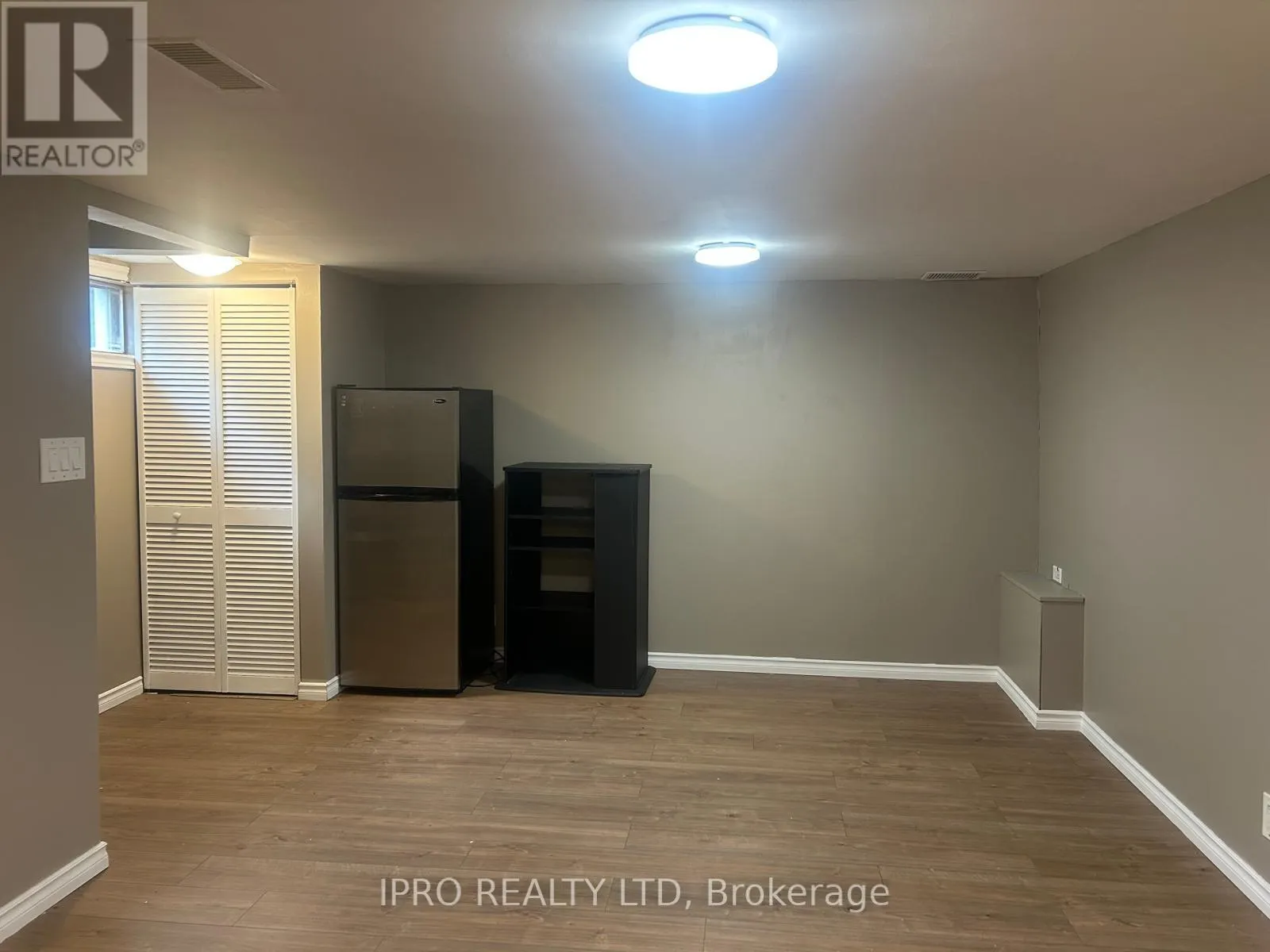 155 SHELLEY DRIVE