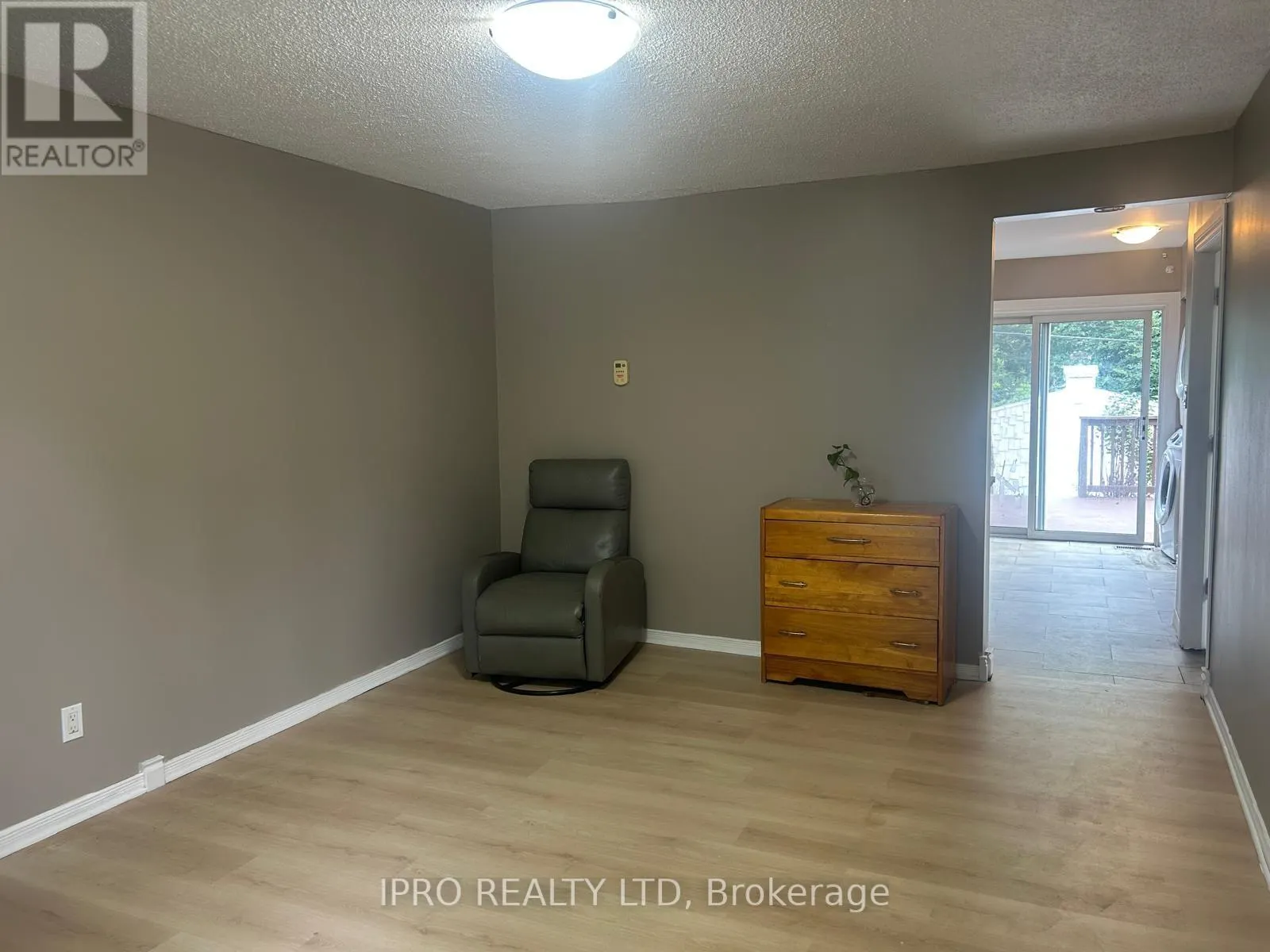 155 SHELLEY DRIVE