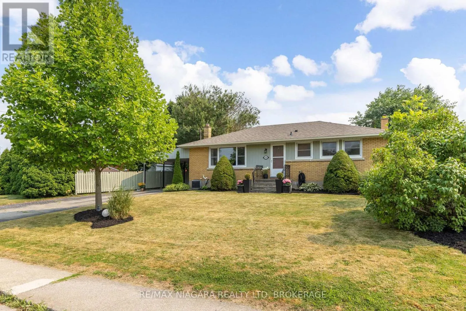 6000 MAYFAIR DRIVE