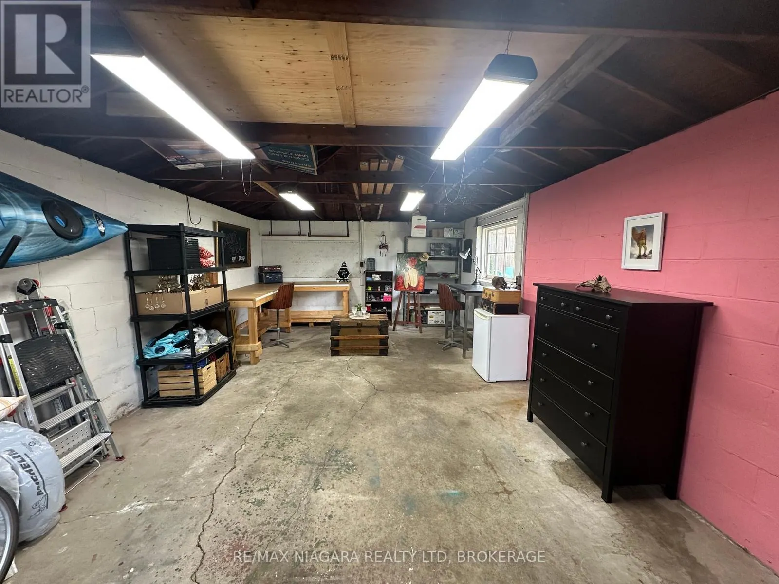 6000 MAYFAIR DRIVE
