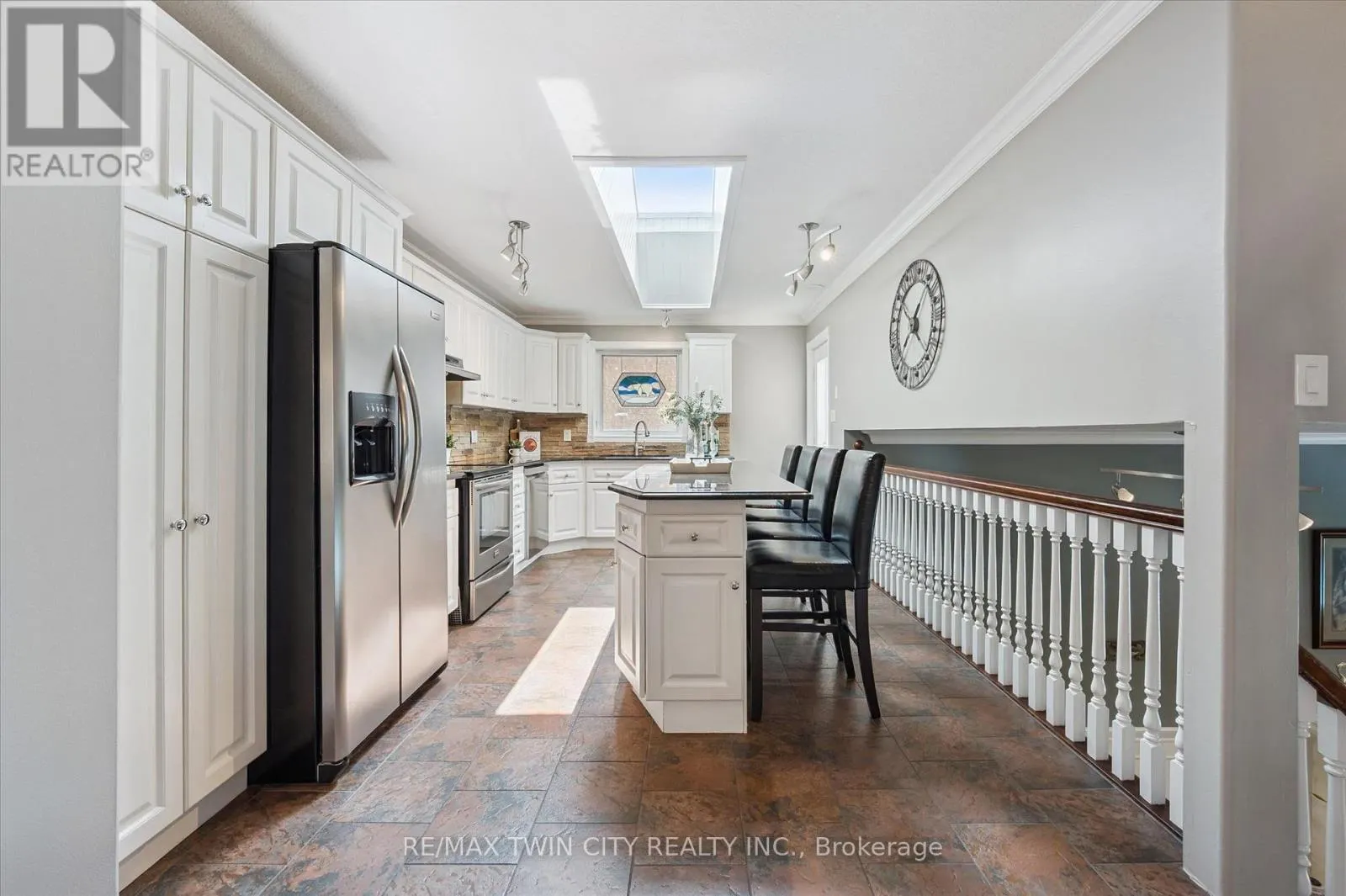 114 DELAVAN DRIVE