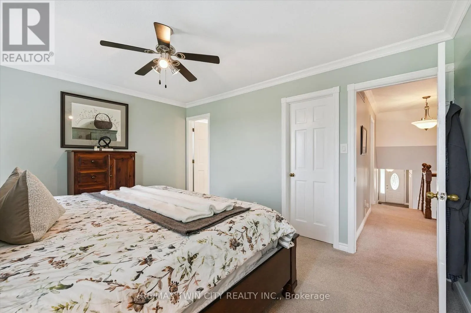 114 DELAVAN DRIVE