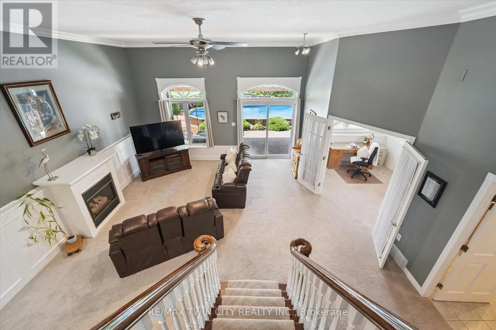 114 DELAVAN DRIVE