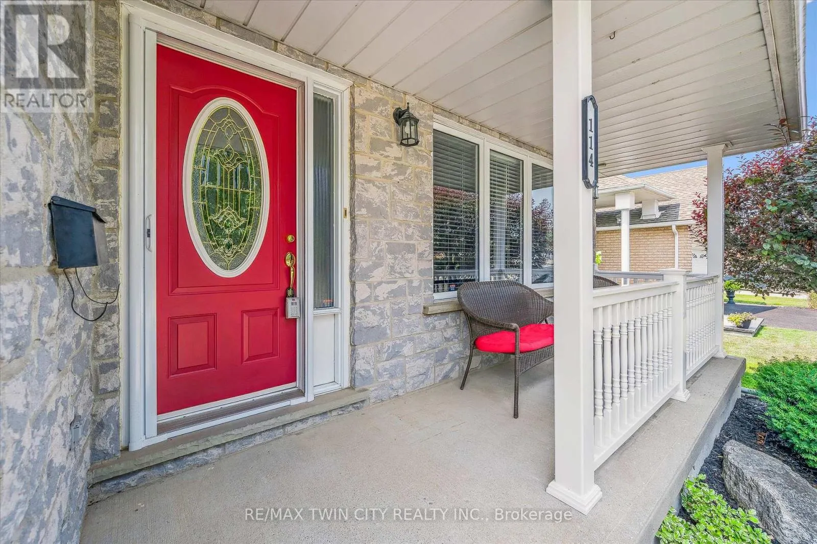 114 DELAVAN DRIVE