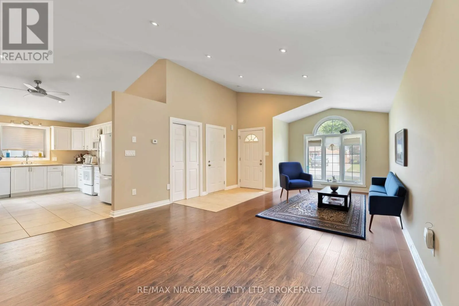 7551 CANTERBURY CRESCENT