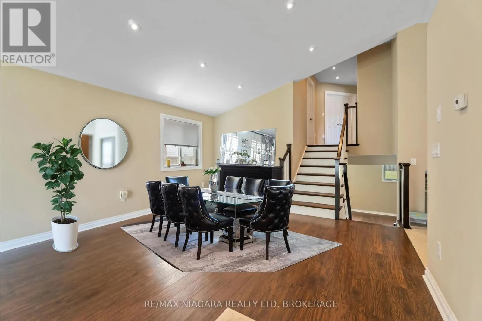 7551 CANTERBURY CRESCENT