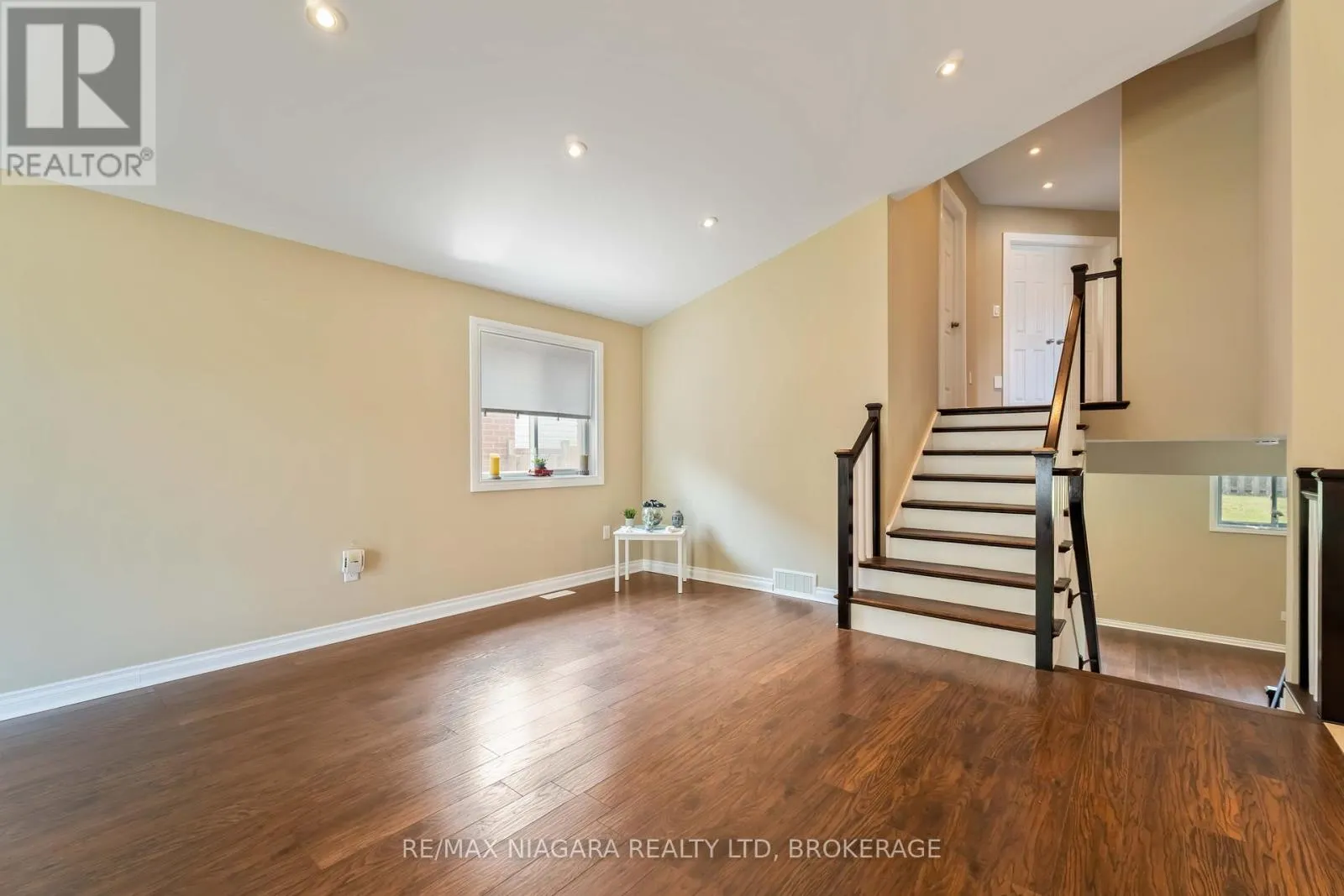 7551 CANTERBURY CRESCENT