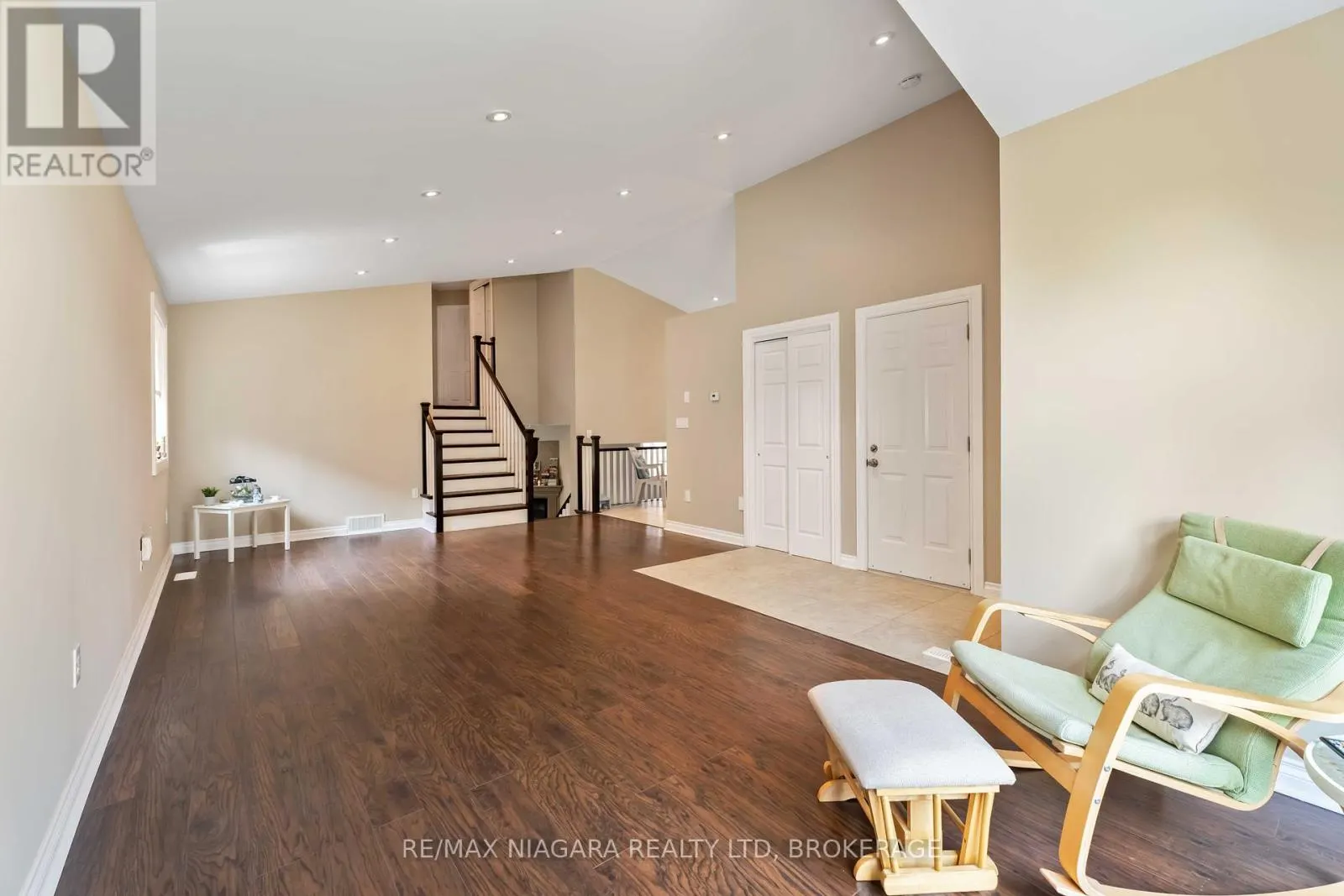 7551 CANTERBURY CRESCENT