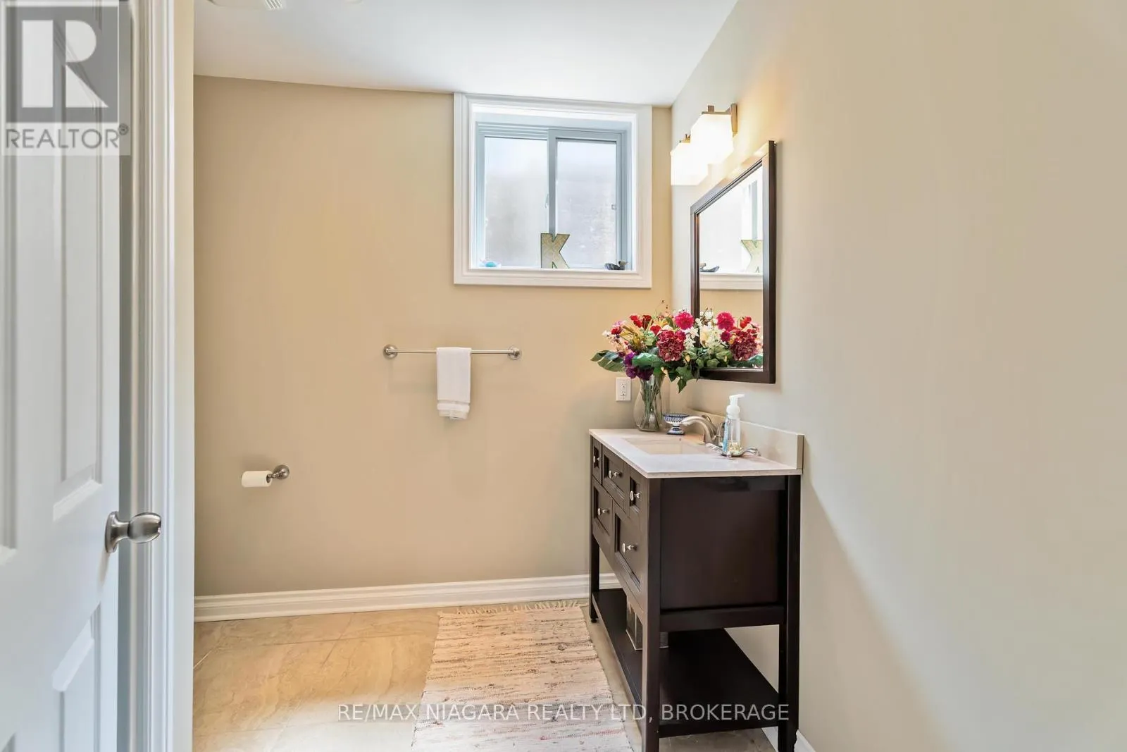7551 CANTERBURY CRESCENT