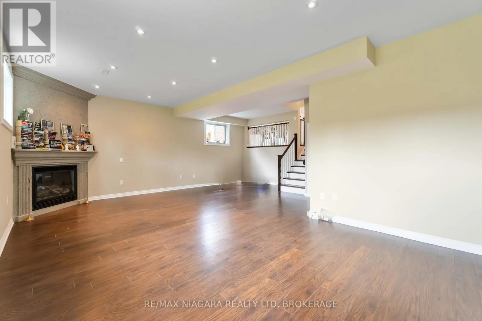 7551 CANTERBURY CRESCENT