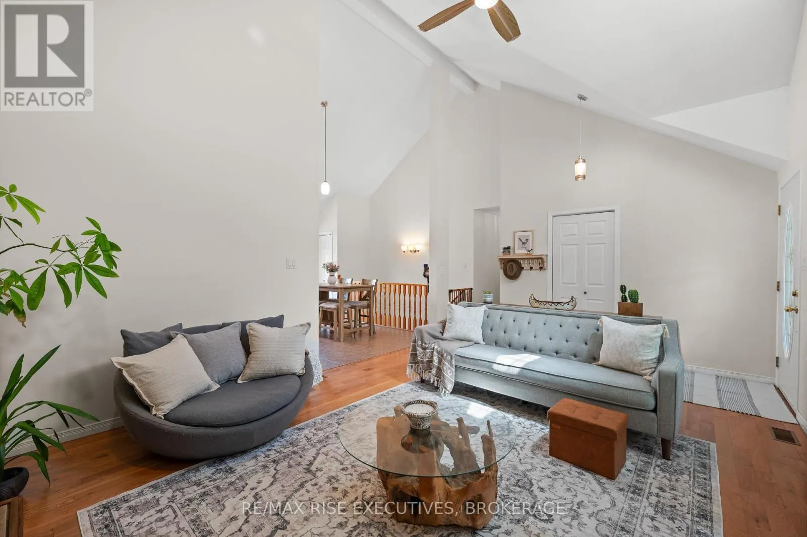 63 SUNNYSIDE ROAD