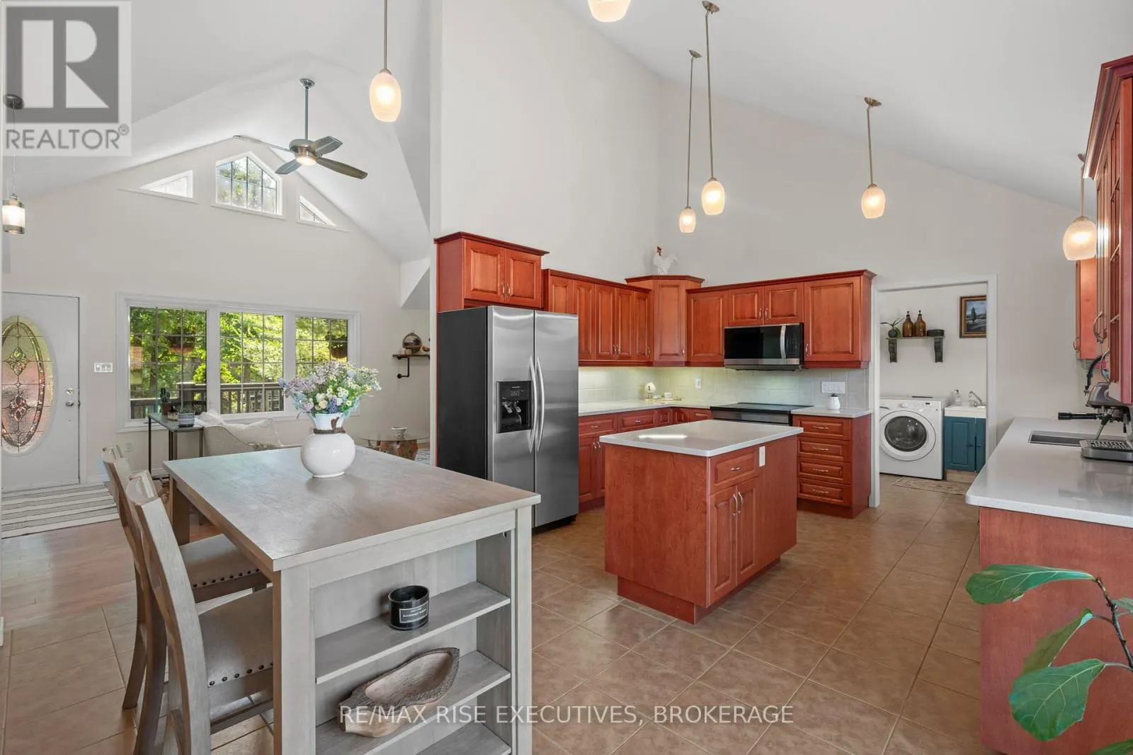 63 SUNNYSIDE ROAD