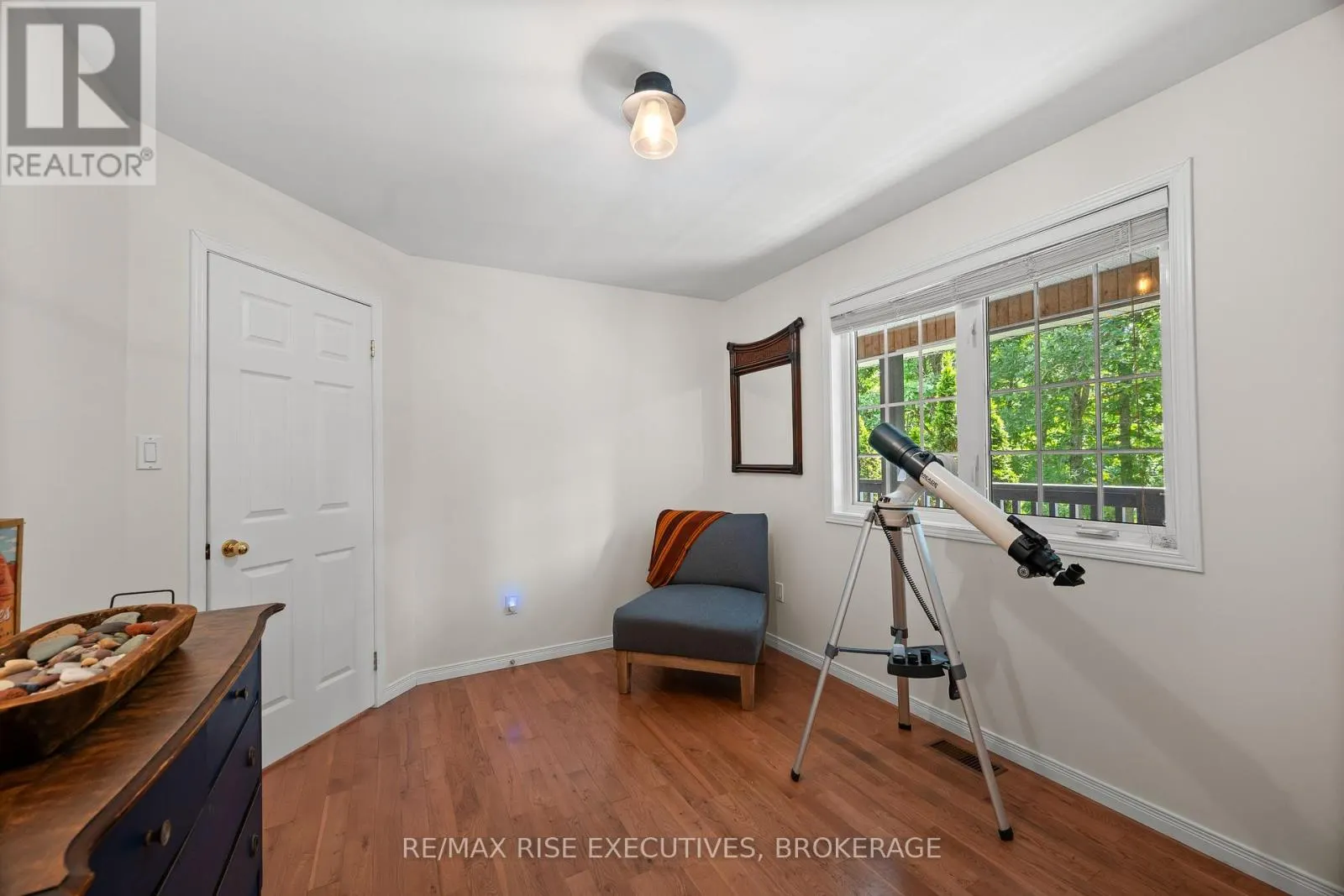 63 SUNNYSIDE ROAD