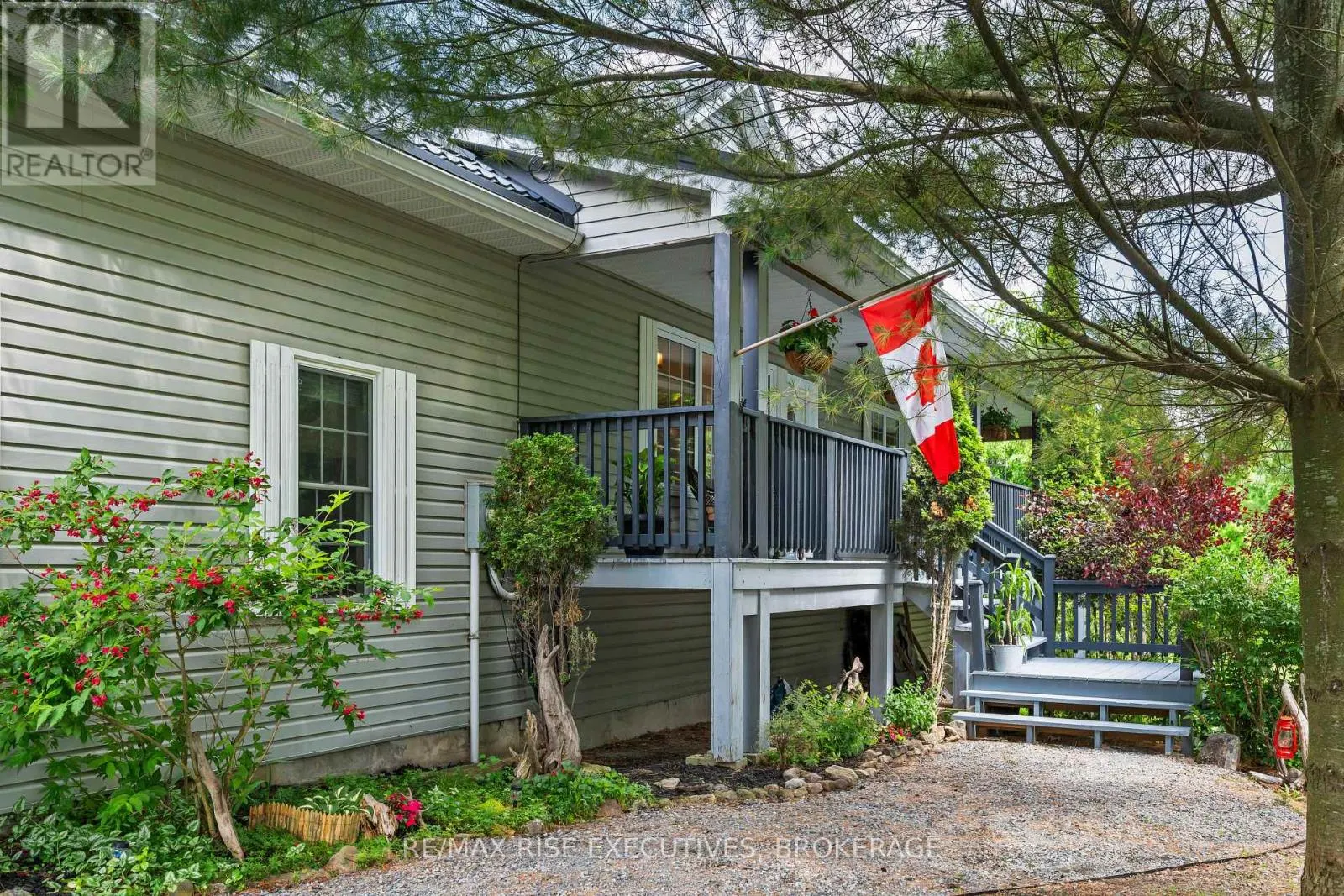 63 SUNNYSIDE ROAD