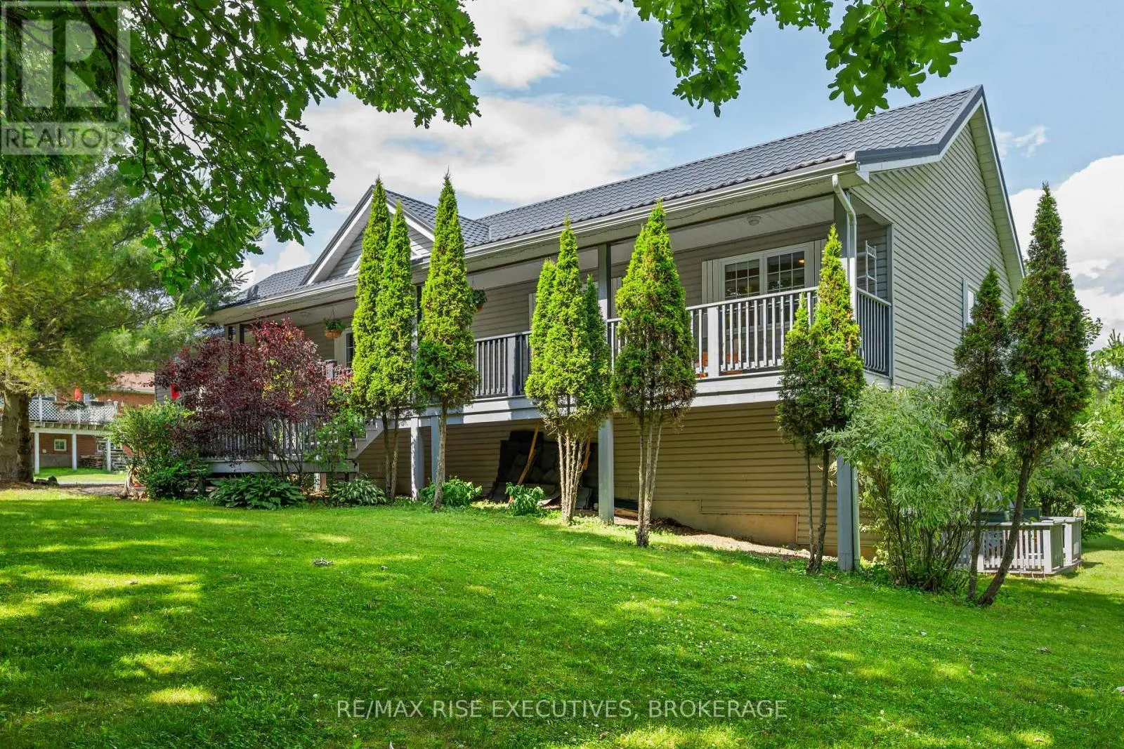 63 SUNNYSIDE ROAD