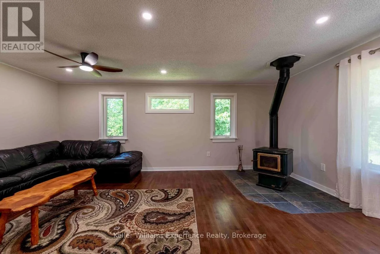1496 UFFINGTON ROAD