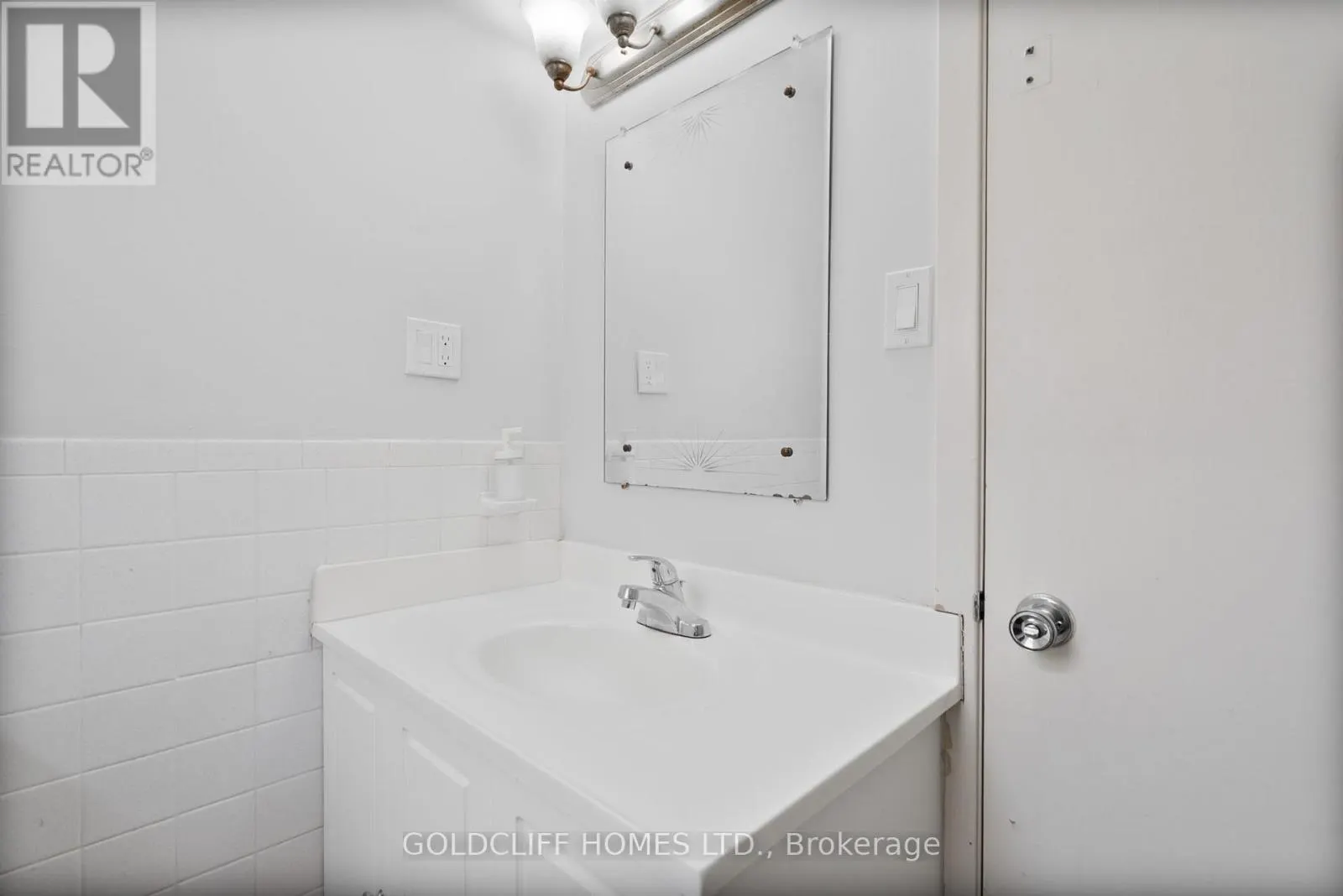 257 HOMESTEAD CRESCENT