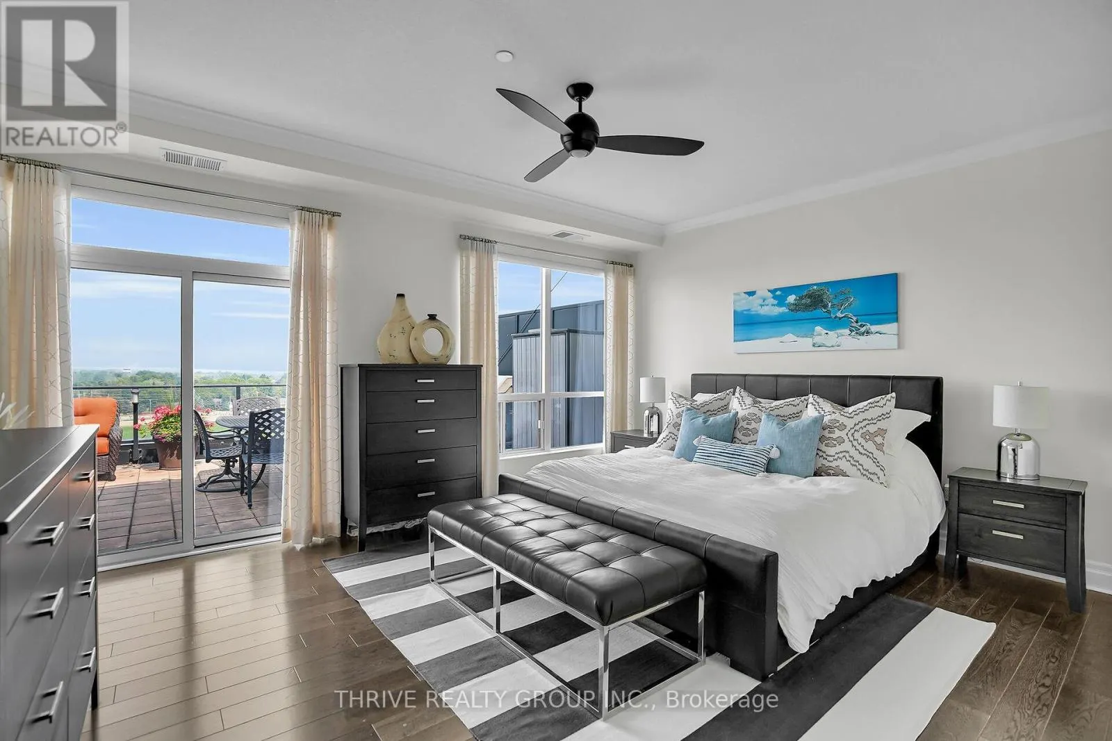 1301 - 240 VILLAGEWALK BOULEVARD, #1301